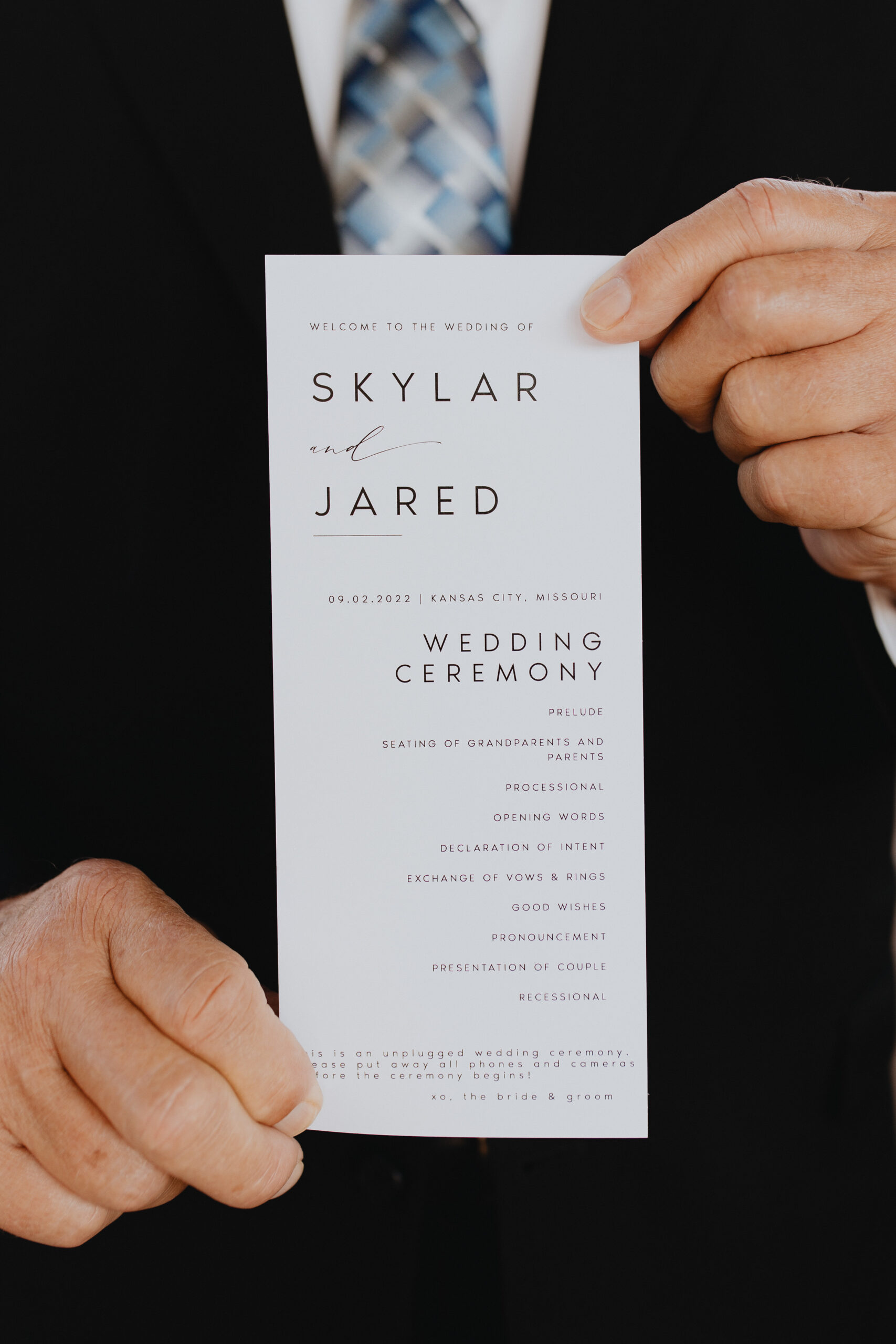 A Colorful and Romantic Skyline Wedding in Kansas City